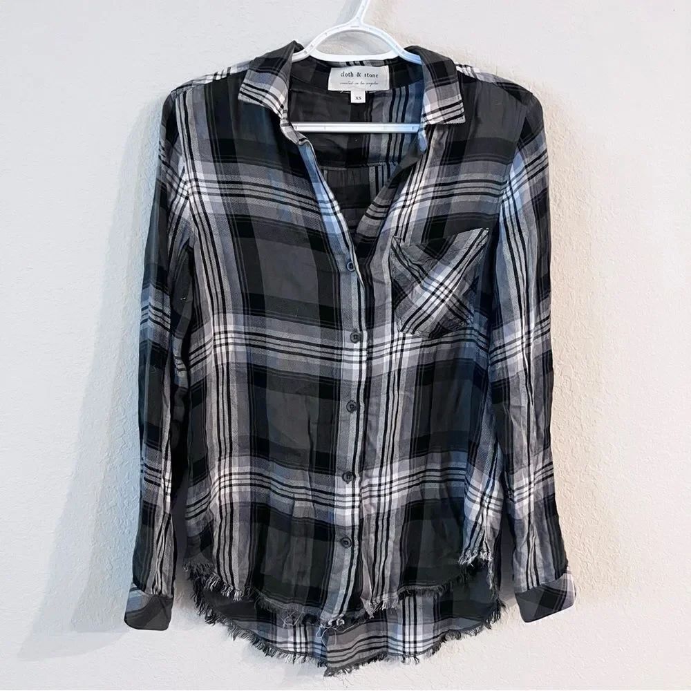 Anthropologie Cloth & Stone Flannel Long Sleeve Fringe V Neck Button Top Size XS